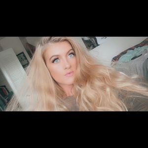 Meet your Posher, Samantha